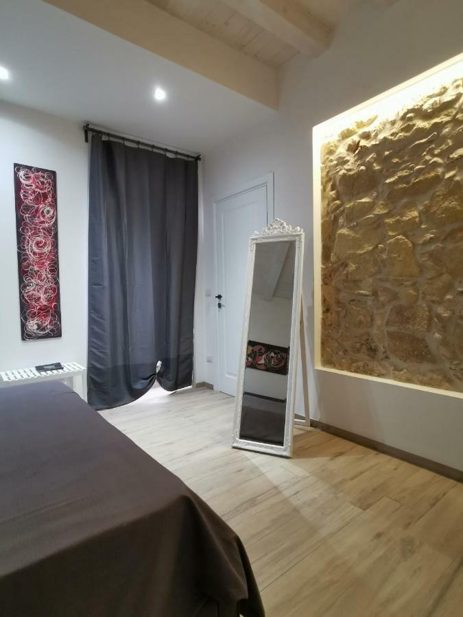 Judaica D'Ortigia Villa Сиракуза Екстериор снимка